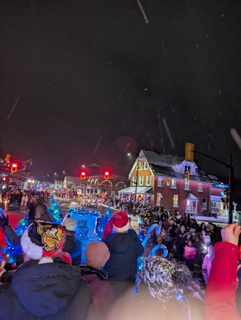 Stittsville Parade of Lights - Massive crowds