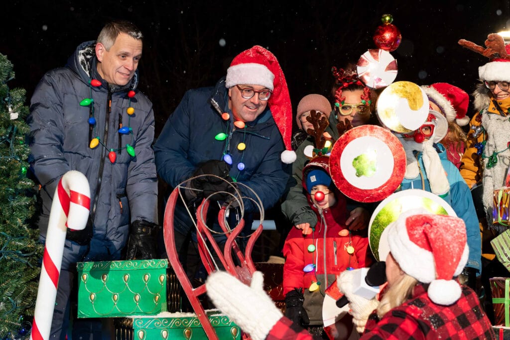 Stittsville Parade of Lights - Mayor Sutcliffe and Councillor Glen