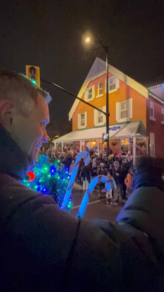 Stittsville Parade of Lights - Mayor Sutcliffe waves to the crowd